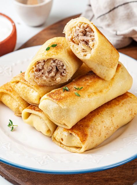 Kid Friendly Breakfast Ideas, Savory Crepes Filling, Potato And Egg Breakfast, Savory Crepe, Kid Friendly Breakfast, Chicken Crepes, Stuffed Crepes, Kid Friendly Breakfasts, Easy Crepe Recipe