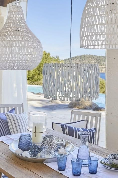 Outdoor Balcony Furniture, Coastal Boho Decor, Blue And White Decor, Balkon Decor, Beach House Interior Design, Coastal Interiors Design, Coastal Boho, Ibiza Fashion, Balcony Furniture