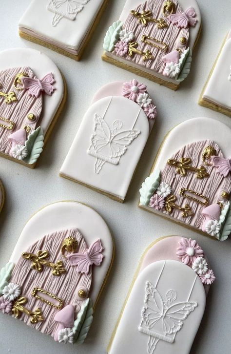 Fairy Tale Cookies Decorated, Enchanted Cookies Decorated, Fairytale Cookies Decorated, Fairy Biscuits, Fairy First Birthday Cookies, Fairy Cookies Decorated, Enchanted Forest Cookies, Fairy Garden Cookies, Fairy Sugar Cookies