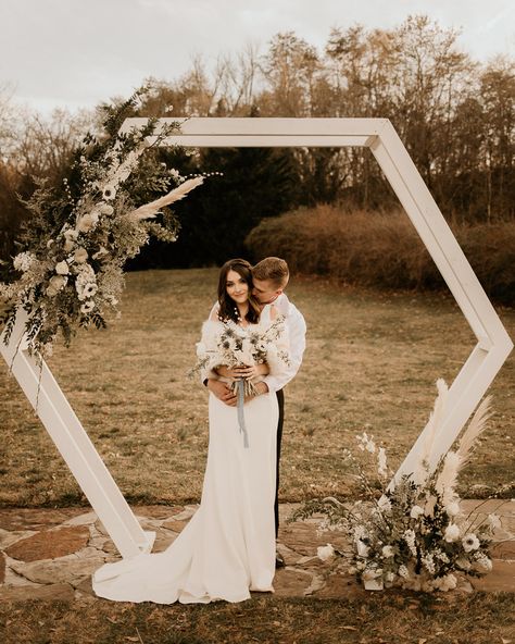 A winter dream featuring our White Hexagon Arbor ❄ Wedding Arch Winter, Hexagon Arbor, Wedding Ceremony Arbor, Hexagon Wedding Arch, Ceremony Arbor, Rustic Decorations, Hexagon Wedding, Wedding Arbors, Wedding Archway