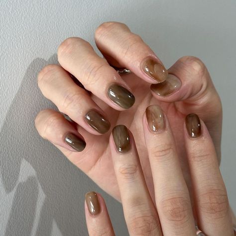 Short Brown Acrylic Nails Design, Earth Tones Nails, Korean Fall Nails, Earth Tone Nails, Eye Nail Art, Hello Nails, Hippie Nails, Blush Nails, Really Cute Nails