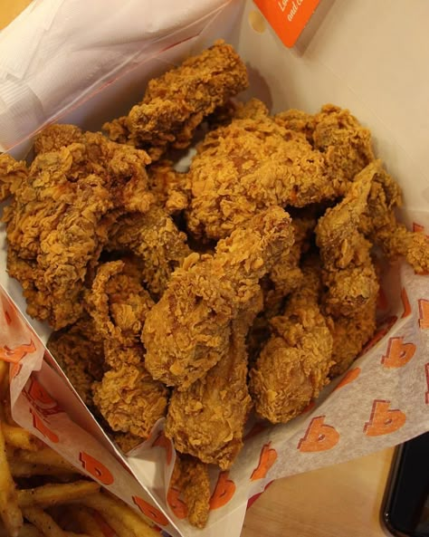 Popeyes Food, Quick And Easy Meal Ideas, Food Therapy, Easy Meal Ideas, Yummy Comfort Food, Rap Songs, Food Drinks Dessert, Food Goals, Snap Food