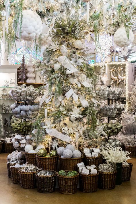 White Christmas Christmas Tree Retail Display, Garden Centre Christmas Display, Christmas Displays Retail, Blue Christmas Decorations, Christmas Store Displays, Christmas Shop Displays, Light Blue Christmas, Christmas Tree Lot, Holiday Retail