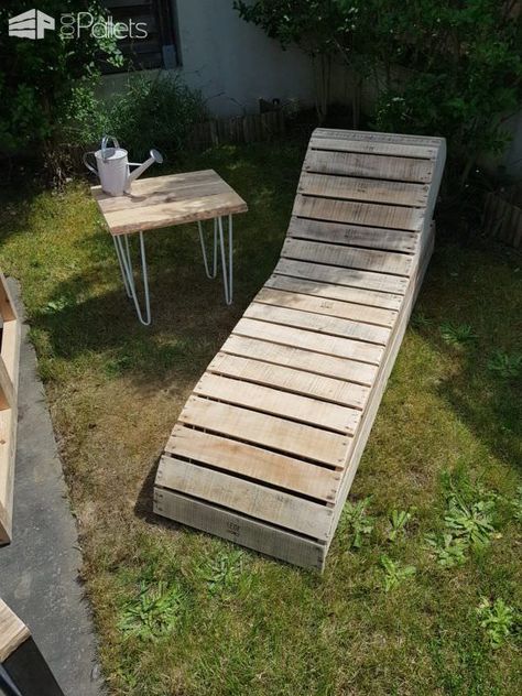 Convertible Pallet Lounge Set DIY Pallet Video TutorialsLounges & Garden Sets Pallet Projects Bedroom, Garden Sets, Pallet Lounge, Pallet Tv Stands, Pallet Walls, 1001 Pallets, Pallet Patio, Wood Pallet Wall, Tv Storage