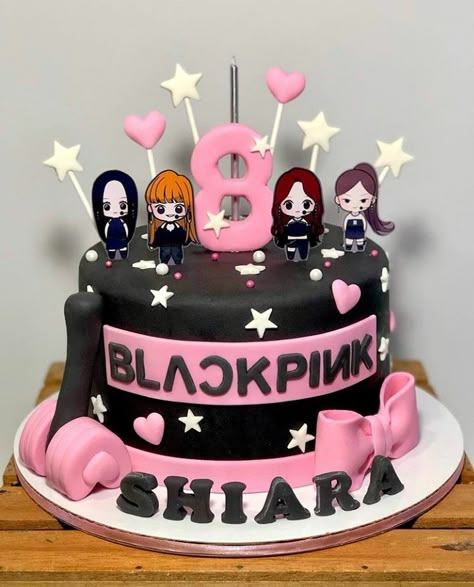 Birthday Cake Blackpink, Blackpink Themed Cake, Blackpink Cake Ideas, Black Pink Birthday Cake, Blackpink Cake, Blackpink Birthday, Kpop Cake, Blackpink Lightstick, Ideas Birthday Party