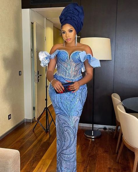 Blue Asoebi, Elegant Asoebi Styles, Asobi Styles, Gown For Ladies, Dinner Wedding Reception, Reception Wedding Dress, Christmas Gown, Wedding Evening Party, Lace Gown Styles