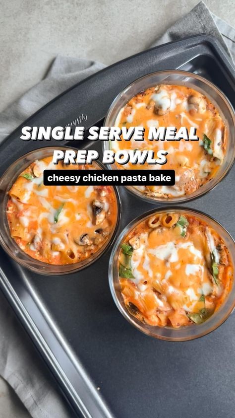 Devika Sharma | Dietitian | single serve meal prep bowls 🧀 cheesy chicken pasta bake (part 16) read below for tips! ♥️Like this post & comment “cheesy” for the… | Instagram Glass Bowl Meal Prep, Meal Prep Bowls Healthy, Single Serving Freezer Meals, Single Serve Meal Prep, Turkey Meals, Single Serve Meals, Cheesy Chicken Pasta, Bowl Meals, Healthy Bowls Recipes