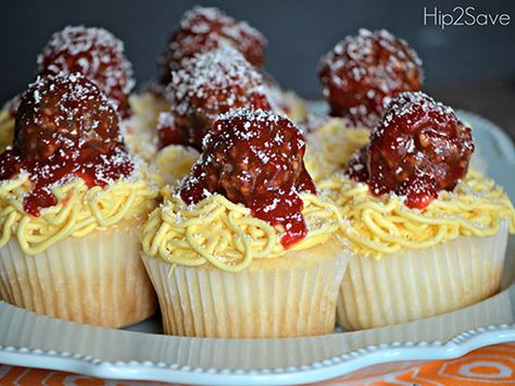 We know: Those meatballs look mighty real. The secret? Strawberry preserves drizzled over Ferrero Rocher chocolates. Creative Cupcake Recipes, Meatball Cupcakes, April Fools Food, Fun Cupcake Recipes, Cupcake Wars, Torte Cupcake, Creative Cupcakes, Angel Cake, Master Chef