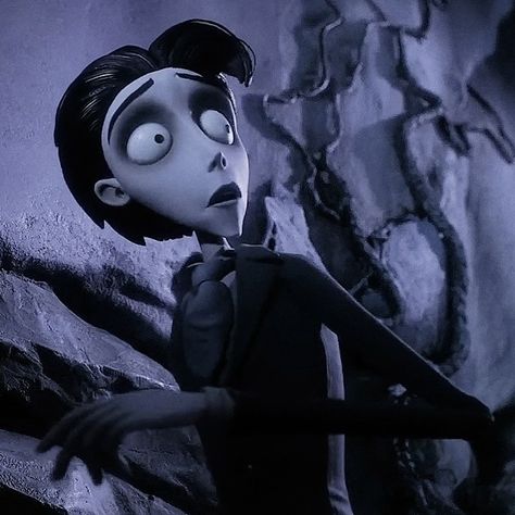 Viktor Van Dort, Tim Burton Icons Aesthetic, Victor Corpse Bride Icon, Corpse Bride Aesthetic Victor, Victor Pfp Corpse Bride, Viktor Corpse Bride Icon, Halloween Pfps Corpse Bride, Victor Corpse Bride, Tim Burton Corpse Bride