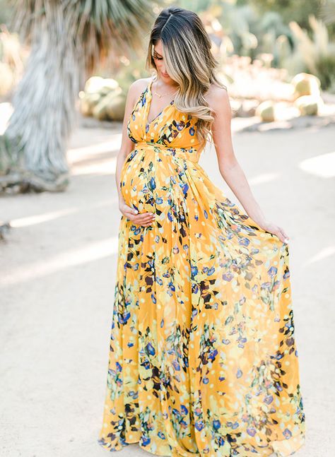 Cactus Garden Maternity Photos - Inspired By This Maternity Dresses Photography, Maternity Dress Outfits, Cute Maternity Dresses, Preggo Fashion, Yellow Maxi Dress, Cute Maternity Outfits, Stylish Maternity Outfits, Pregnancy Looks, Baby Shower Dresses