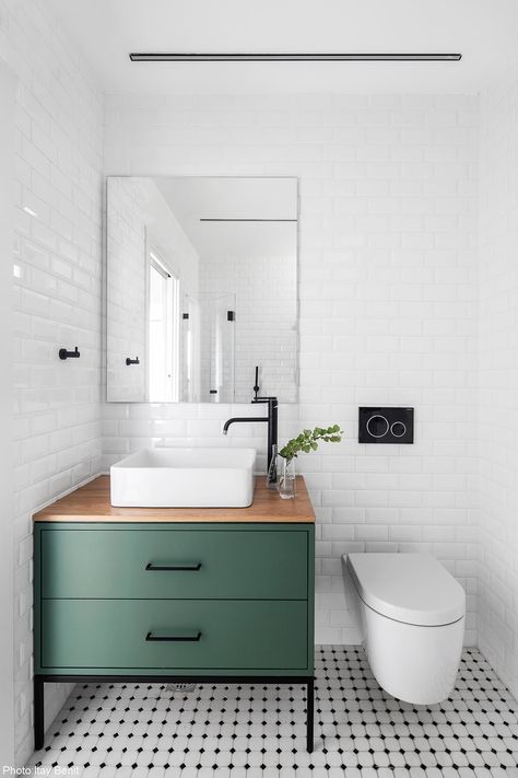 135sqm Apartment, Tel Aviv - Fineshmaker Green Vanity, Bad Inspiration, Bathroom Renos, Rustic Bathroom, Decor Minimalist, House Bathroom, Modern Bathroom Design, Shower Room, Diy Bathroom