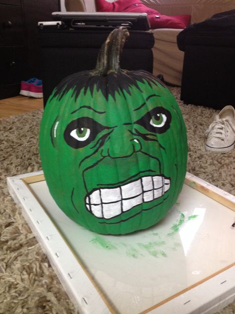 Incredible Hulk pumpkin!! #hulk #pumpkin #halloween #decorations #avengers Hulk Template, Hulk Pumpkin, Hulk Painting, Green Hulk, Fun Diy Halloween Decorations, Superhero Crafts, Easy Pumpkin Carving, Pumpkin Contest, Hallowen Ideas