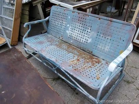 vintage glider found at junk shop is all rusty and needs paint Vintage Metal Glider, In With The Old, Porch Glider, Glider Cushions, Metal Porch, Metallic Painted Furniture, Outdoor Glider, Vintage Porch, Metal Outdoor Furniture