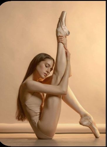 Ballerina Poses, Dance Photoshoot, Dance Photo Shoot, Dance Picture Poses, Dancer Photography, Dance Photography Poses, Ballet Poses, Dance Photo, Ballet Photos