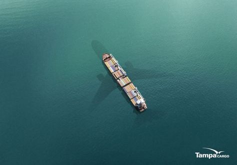 Tampa Cargo: Ship | Ads of the World™ Shipping Ads Creative, Cargo Creative Ads, Logistics Creative Ads, Shipping Ads, Shipping Ideas, Travel Advertising Design, Insurance Ads, Merry Christmas Poster, Travel Advertising