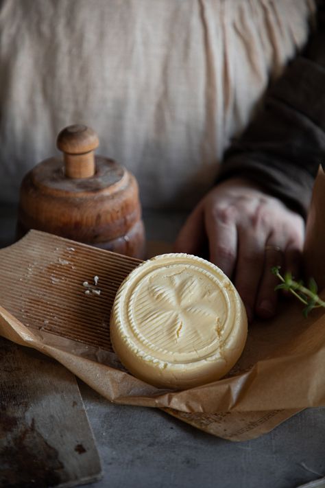 Homemade Butter Aesthetic, Making Homemade Butter, Butter Molds How To Make, How To Make Butter, Butter Mould, Butter Aesthetic, Wooden Butter Mold, Butter Homemade, Butter At Home