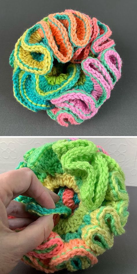 Developing baby's brain needs a lot of stimuli, both in color and in shape. This extra large fidget toy would be a great gift for a newborn baby. #freecrochetpattern #crochetpattern #crochetforbaby #crochettoys Challenging Crochet Patterns, Knitted Sensory Toys, Crochet Fidget Ball Pattern, Handmade Sensory Toys, Crochet Infinity Loop Fidget, Crochet Stretchable Toys, Crochet Infinity Fidget, Crochet Flexagon Fidget, Crochet Mobius Fidget