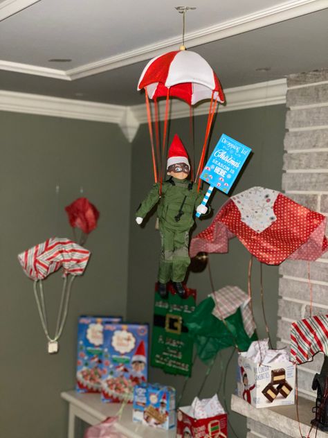 Elf On The Shelf Parachute Ideas, Elf On The Shelf Parachute, Elf Parachute, Elf Treats, Popular Gifts For Teens, Elf Is Back Ideas, Thanksgiving Napkin Folds, Simple Thanksgiving Table Decor, Toy Parachute