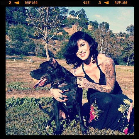 Kat Von D Kat Van D, Tattooed Woman, Kat Von D Tattoos, Animal Activist, D Tattoo, Nikki Sixx, Kat Von, Kat Von D, Pretty Hair