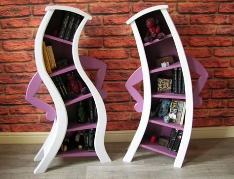 alice disney bendy shelves #disney #shelves http://wallartkids.com/alice-in-wonderland-bedroom-ideas Alice In Wonderland Bedroom, Alice In Wonderland Room, Deco Disney, Weird Furniture, Furniture Wardrobe, Whimsical Bedroom, Disney Room Decor, Disney Bedrooms, Diy Kids Furniture