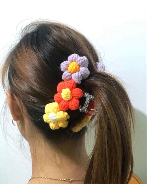 Crochet Hair Claw, Crochet Claw Clip, Crocheted Hair, Bun Pins, Crochet Hair Clips, Crochet Shoulder Bags, Crochet Hair Accessories, Hair Claw Clip, Crochet Baby Clothes