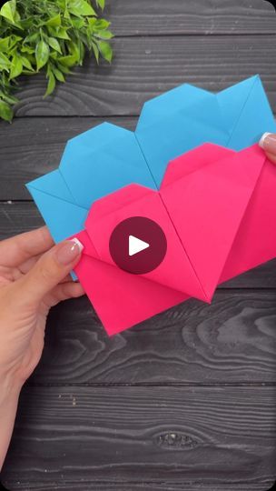 Easy Paper Envelope, Envelope Origami, Ruth B, Envelope Paper, Origami Envelope, Paper Craft Ideas, Studio Diy, Paper Craft Tutorials, Paper Envelope