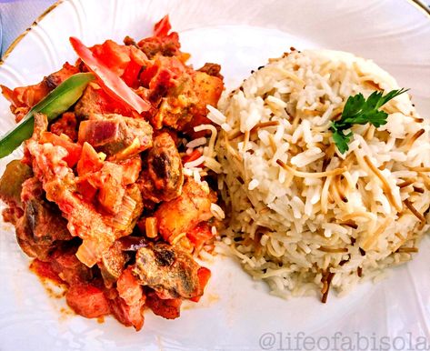 The Fusion of Gizdodo Chicken Gizzard and Fried Plantain – Ladies Who Online Nigerian Homes, Fried Plantain, Chicken Gizzards, Ripe Plantain, Garlic Uses, Scotch Bonnet Pepper, Plantains Fried, Nigerian Food, Food Tasting