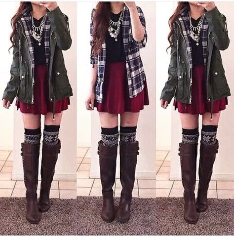 Cute Plaid Flannel Shirt Outfit, Mode Poses, Stile Casual Chic, Kawaii Clothes, Edgy Outfits, Teen Fashion Outfits, Amelie, Outfits Casuales, Cute Casual Outfits