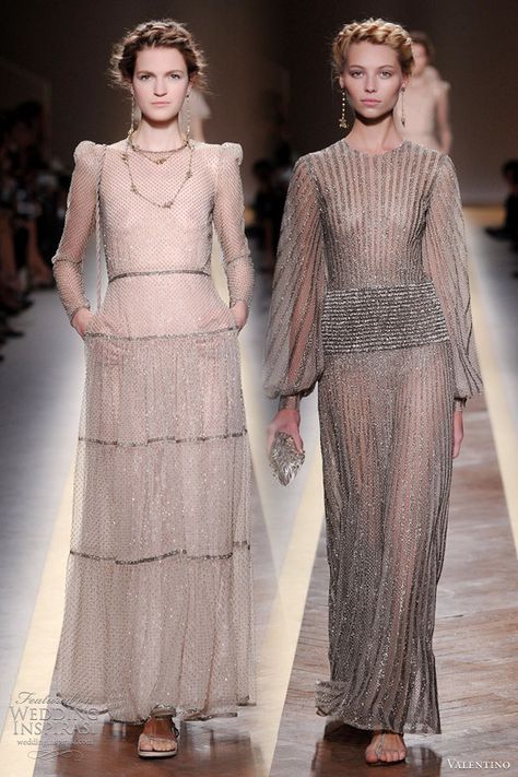 Valentino S/S 2012. 2012 Ready To Wear, Bridal Accessories Hair, Guipure Lace Dress, Wedding Inspirasi, Casual Chique, Favors Wedding, Short Wedding Dress, Belle Epoque, Cheap Dresses