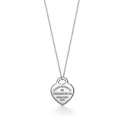 Colar Tiffany E Co, Van Cleef And Arpels Jewelry, Silver Jewlery, Tiffany And Co Necklace, Return To Tiffany, Jewelry Accessories Ideas, Heart Tag, Jewelry Lookbook, Tiffany And Co