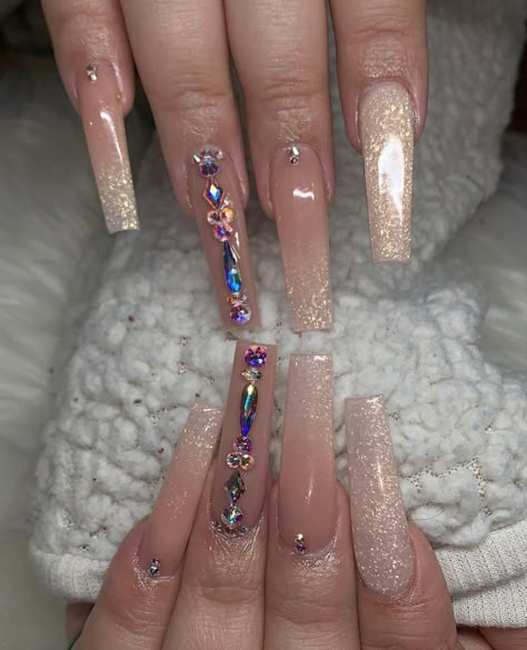 Quince Nails Short, Quince Nails, Quinceanera Nails, Long Acrylic Nail Designs, Cute Acrylic Nail Designs, Simple Acrylic Nails, Glow Nails, Long Acrylic Nails Coffin, Acrylic Nails Coffin Pink