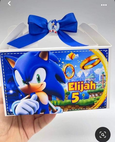 Sonic Birthday Party, Train Cupcakes, Princess Favors, Sonic Birthday Parties, Sonic Party, Sonic Birthday, March Birthday, Sonic And Amy, Gable Boxes