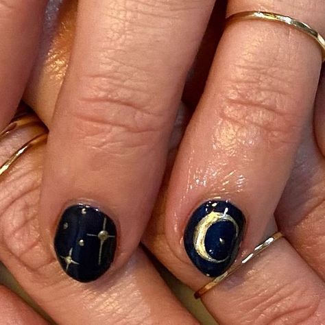 Moon On Nails Art Designs, Dark Shirt Nails, Moon Art Nails, Celestial Nails Simple, Dark Blue Moon Nails, Whimsigoth Nail Art, Whimsigoth Nails Short, Phoebe Bridgers Nails, Short Nail Polish Ideas