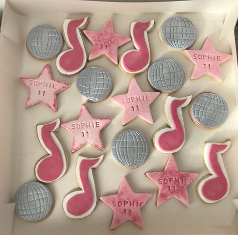 Disco Cookies, Fourteenth Birthday, Disco Biscuits, Disco Cake, 18th Birthday Decorations, Disco Birthday Party, 21st Party, Disco Theme, Simple Cake Designs