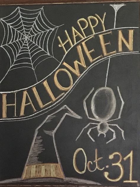 Spider Chalkboard Art, Halloween Black Board Ideas, Cute Halloween Chalkboard Ideas, Halloween Whiteboard Ideas, Halloween Blackboard Chalk Art, Whiteboard Art Halloween, Fall Chalkboard Art Autumn, Happy Halloween Chalkboard Ideas, Halloween Chalkboard Ideas Chalk Art