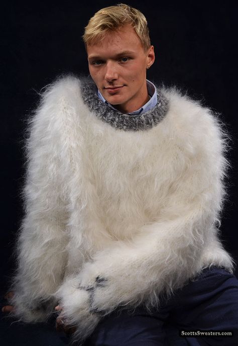 Fuzzy Mohair Sweater, Teddy Sweater, Knitwear Inspiration, Mens Fashion Editorial, Hot Sweater, Fur Sweater, Angora Sweater, Fluffy Sweater, Crazy Outfits