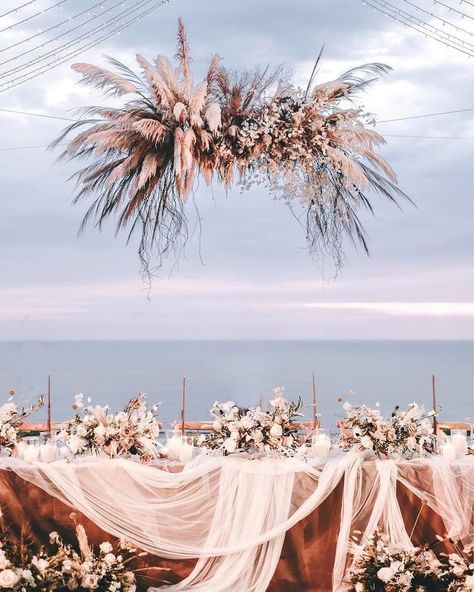 These romantic wedding drapes are giving us all the warm fuzzies with their whimsical swoops, and dramatic floral installations - from grand centrepieces to that stunning floating chandelier. Professional Planner, Beach Wedding Pink, Minimalist Dekor, Flowers And Greenery, Wedding Spot, Beach Wedding Decorations, Wedding Forward, Wedding Chicks, Salou