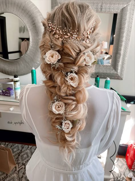 Fairy Wedding Hair, Princess Wedding Hair, Hair Accessories Updo, Wisteria Wedding, Wedding Hair Ideas, Fairytale Bridal, Bohemian Wedding Hair, Beautiful Wedding Hair, New Hair Look