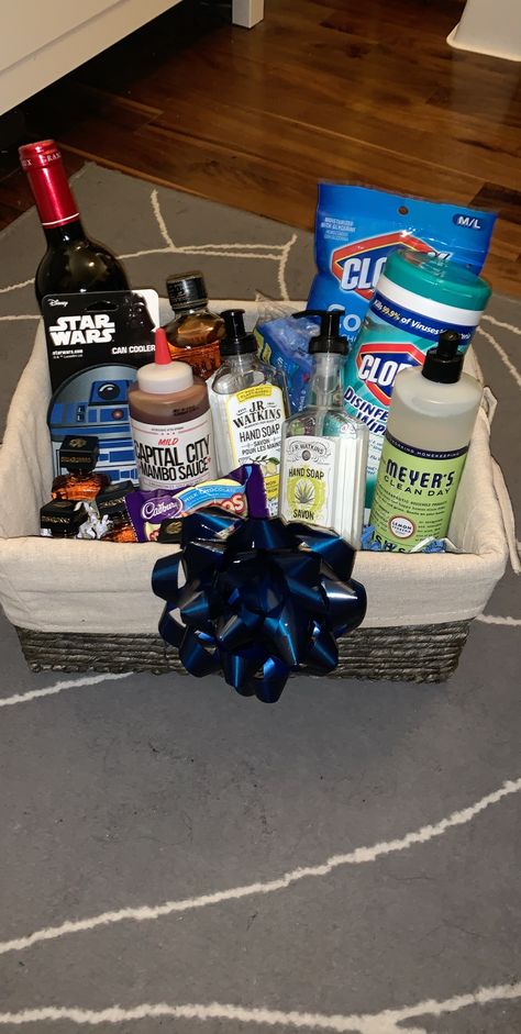 New Apartment Gift Basket For Men, Car Gift Basket For Men, Home Warming Gifts Basket For Men, Move In Gift Basket Ideas, Mens Care Package Ideas Gift Baskets, Men’s Hygiene Basket, Boyfriend Housewarming Gift, Gift Basket For Guy Friend, Gift Basket For Him Ideas