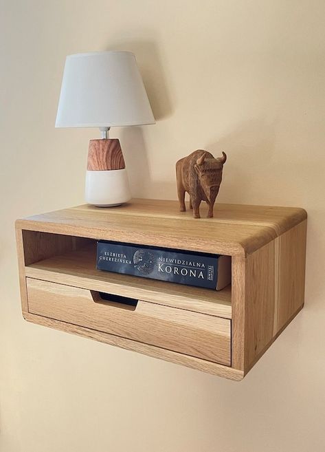 Solid Oak Floating Nightstand / Bedside Table With Drawers and Shelf - Etsy Canada Floating Bedside Table, Bedside Shelf, Oak Bedroom Furniture, Прикроватные Тумбочки, Oak Bedroom, Wooden Bedside Table, Wooden Nightstand, Minimalist Interior Design, Bedroom Night Stands