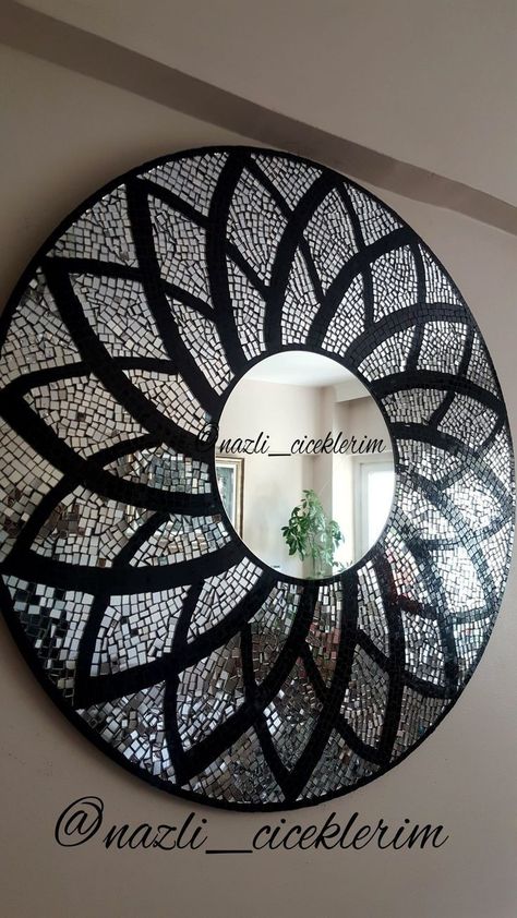 Wall Mirror Decor Ideas, Mirror Canvas Art, Painted Mirror Art, Wall Mirror Decor, Mirror Decor Ideas, Lippan Art, Mirror Crafts, Diy Canvas Wall Art, Mirror Artwork