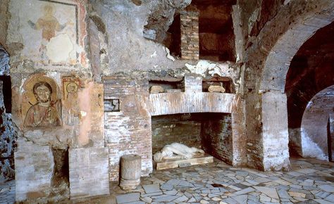 Catacombs of San Callisto in Rome Rome Catacombs, Appian Way, Visit Rome, Rome Tours, The Catacombs, Rome Travel, Interesting History, Italy Vacation, Victoria Australia