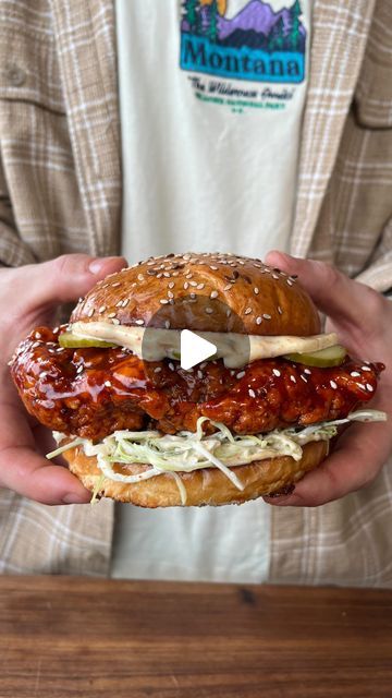 Korean Chicken Burger, Korean Slaw, Pickled Cucumbers Recipe, Korean Burger, Fried Chicken Burger, Instagram Korean, Pickled Cucumbers, Beer Chicken, Korean Chicken