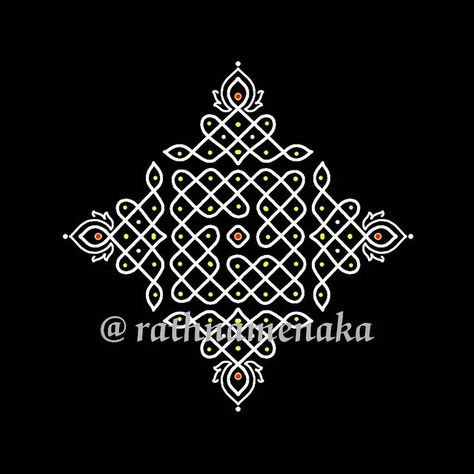 Chukala Muggu Simple, Tippudu Muggulu, Simple Rangoli With Dots, Kolam Art, Simple Muggulu, Rangoli Designs Videos, Dot Kolam, Pulli Kolam, Easy Rangoli Designs Videos