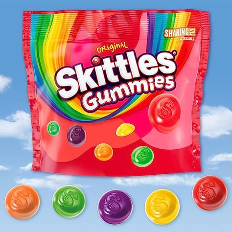 Skittles Gummies, Skittles Candy, Candy Drawing, Candy Stand, Popular Candy, Candy Club, Gummy Worms, Candy Dispenser, Chewy Candy