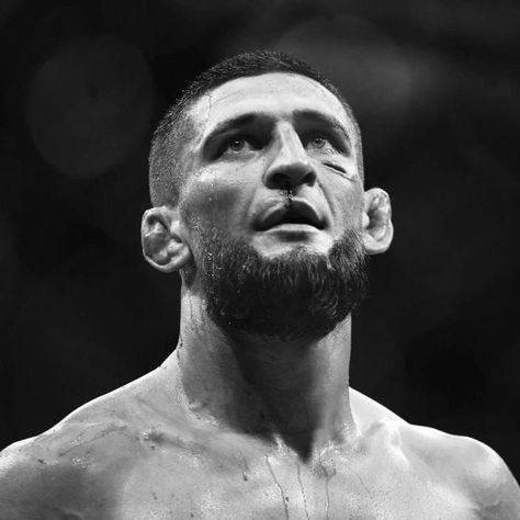 Khamzat Chimaev Aesthetic, Jon Jones Pfp, Khamzat Chimaev Ufc, Khamzat Chimaev Wallpaper, Roman Wallpaper Aesthetic, Lebron James Heat, Boy Outfits Aesthetic, Khamzat Chimaev, Islam Makhachev