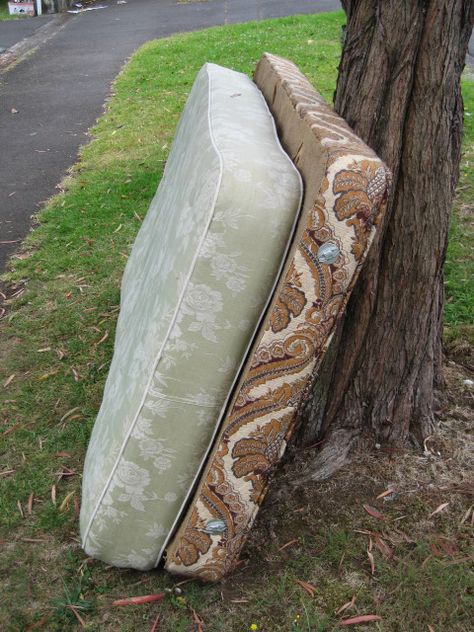 New Mattress, Trash Day, Mattress Buying, Junk Removal, Green Tips, Resin Design, Old Mattress, Reuse Recycle, Household Tips