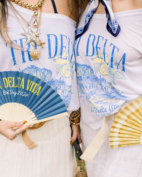 LA DELTA VITA!!!🍋🍋🍋 pc 24 is everything and more Tri Delta Aesthetic, Delta Aesthetic, Tri Delta Bid Day, Tri Delt, Omega Alpha, Sorority Merchandise, Delta Chi, Sigma Delta Tau, Sorority Shirt