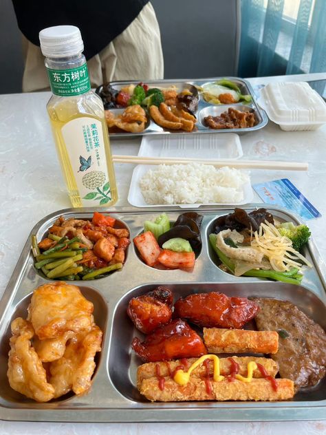 Korean Lunch School, Korean School Food, Korean School Lunch, Food Setup, Breakfast Sandwich Maker Recipes, Lunch School, Cafeteria Food, Air Fryer Dinner Recipes, School Food