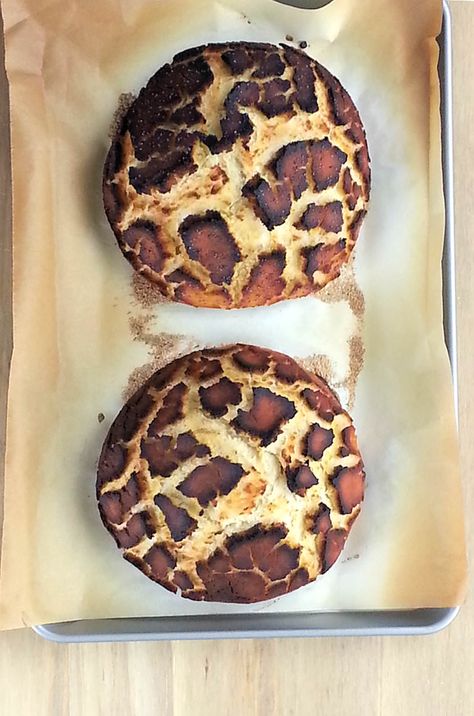 Crunchy Tiger Bread Tiger Bread, Bread Cookbook, Italian Bread Recipes, Baked Breads, Healthy Bread Recipes, Tasty Bread Recipe, Holiday Bread, Yeast Bread Recipes, Bread Snacks